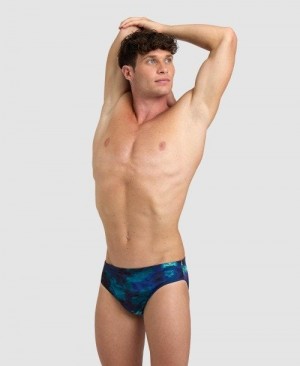 Arena Hero Camo Brief Green Multicolor | 780915-DCG