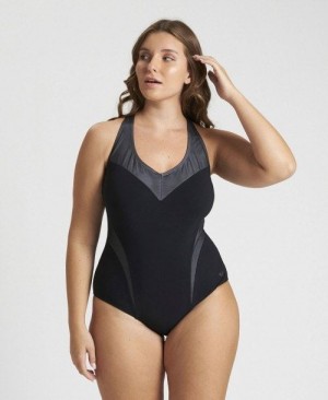 Arena Isabel Light Cross Back One Piece Plus Black / White | 321049-OCJ