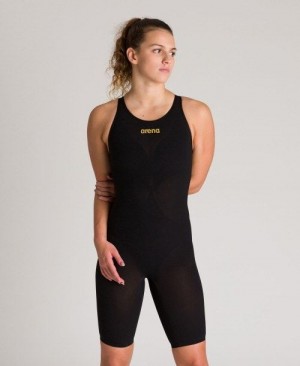 Arena Powerskin Carbon Air 2 - Open Back Black / Black / Gold | 297860-XFN