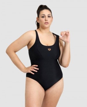 Arena Solid Control Pro Back Plus One Piece Black | 890215-TLM