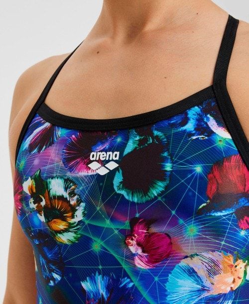 Arena Allover Challenge Back One Piece Black / Multicolor | 958120-KRD