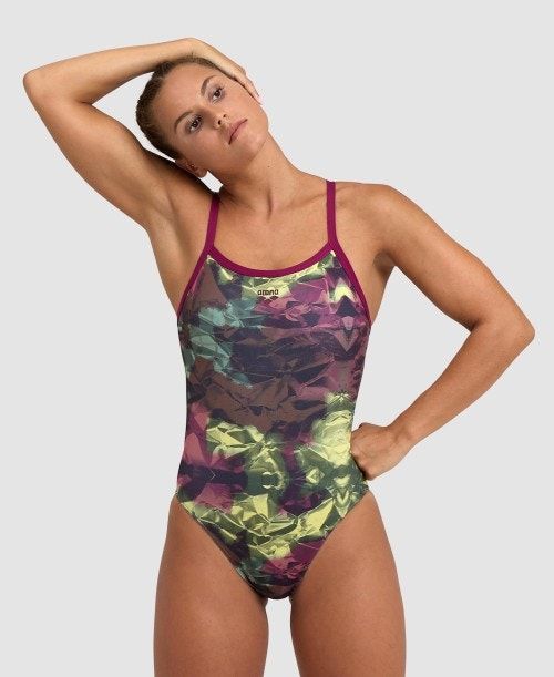 Arena Hero Camo Challenge Back One Piece Red / Red | 183742-ZPR